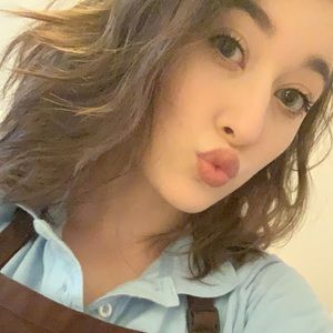 Meet your Posher, Isabelle